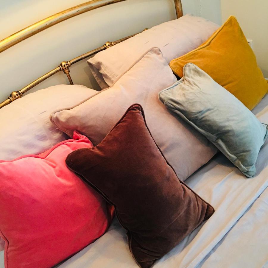 The Art Attic A Stylish Boutique Apartment บลิตธ์เวลส์ ภายนอก รูปภาพ