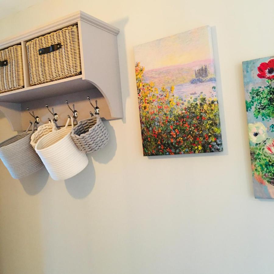 The Art Attic A Stylish Boutique Apartment บลิตธ์เวลส์ ภายนอก รูปภาพ